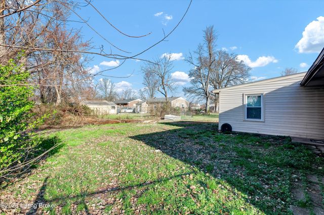 5402 Rustic Way, Louisville, KY 40218