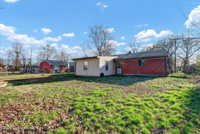 5402 Rustic Way, Louisville, KY 40218