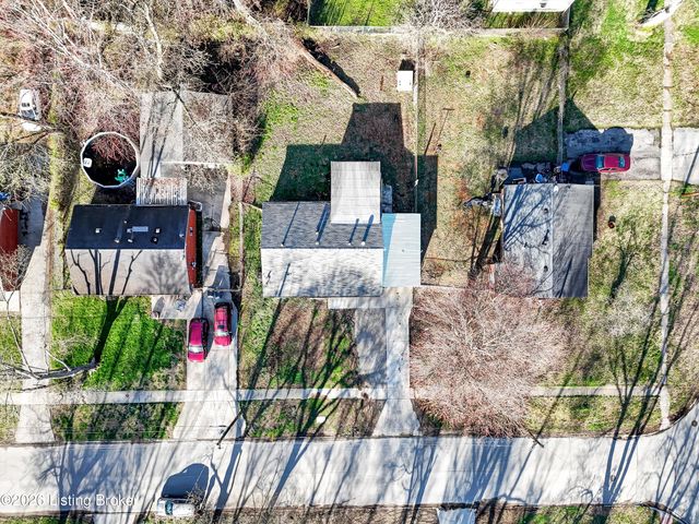 5402 Rustic Way, Louisville, KY 40218