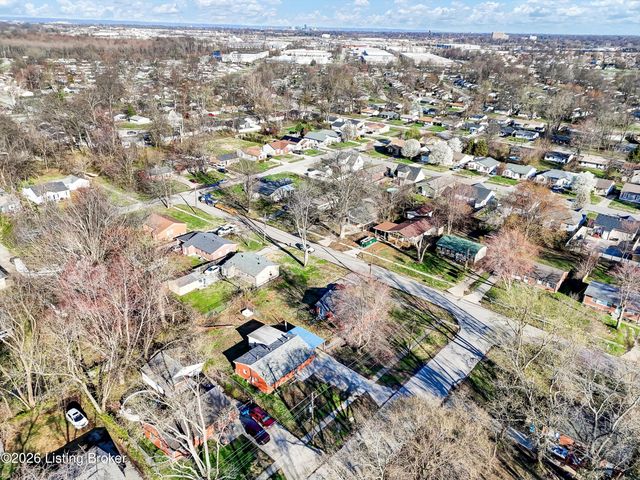 5402 Rustic Way, Louisville, KY 40218