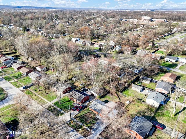 5402 Rustic Way, Louisville, KY 40218