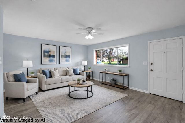 5402 Rustic Way, Louisville, KY 40218