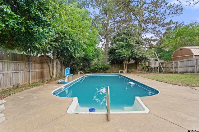 514 Juanita, Chandler, TX 75758