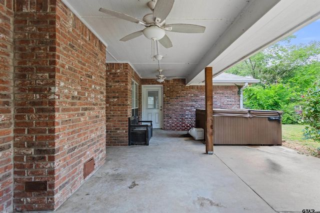 514 Juanita, Chandler, TX 75758