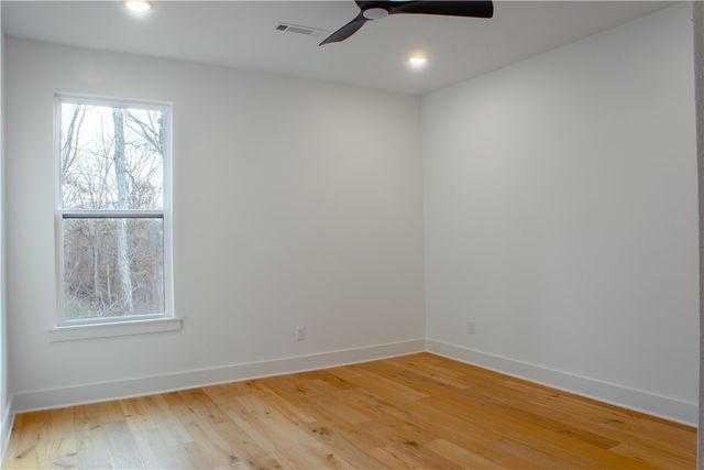 8 Wigtown Lane, Bella Vista, AR 72715