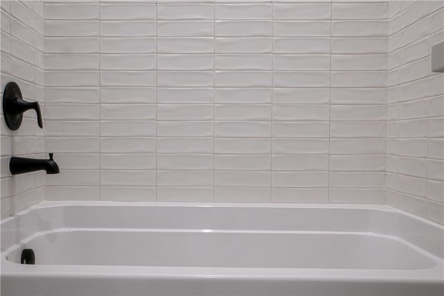 8 Wigtown Lane, Bella Vista, AR 72715