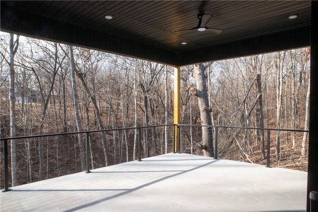 8 Wigtown Lane, Bella Vista, AR 72715