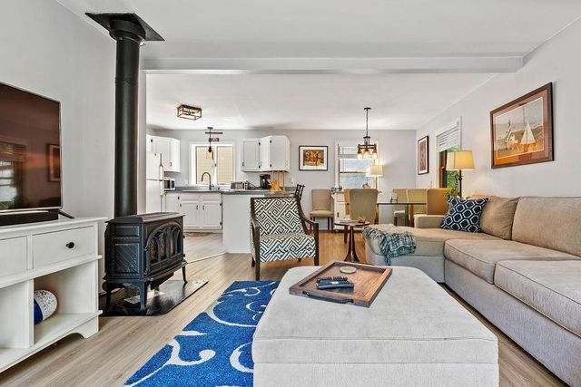 121 Garnet Street, Sunapee, NH 03782