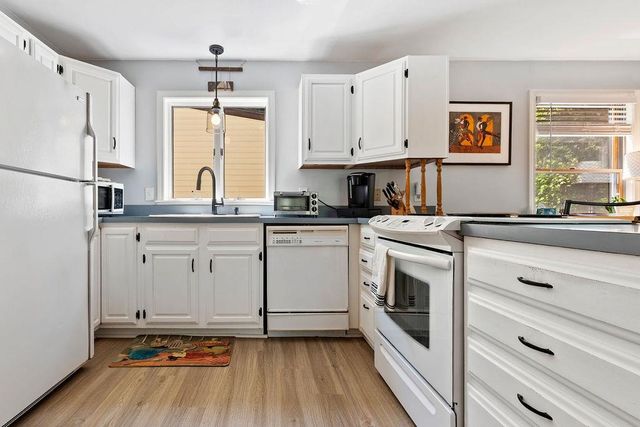 121 Garnet Street, Sunapee, NH 03782