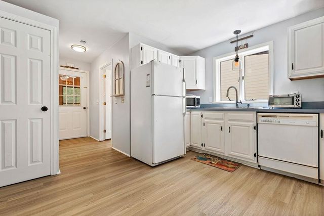 121 Garnet Street, Sunapee, NH 03782