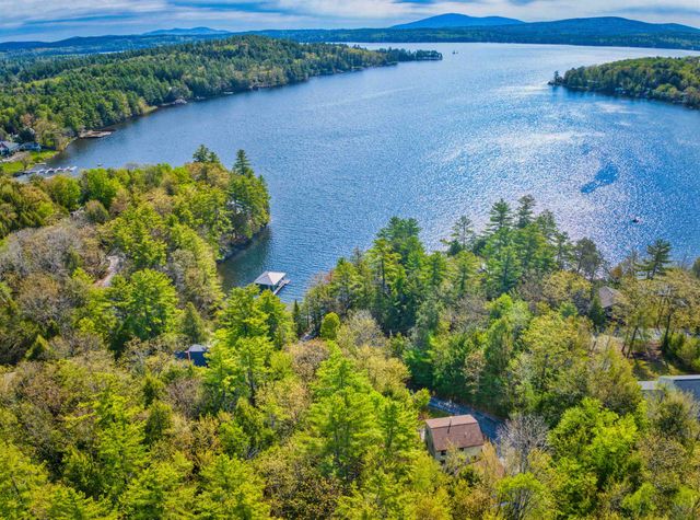 121 Garnet Street, Sunapee, NH 03782