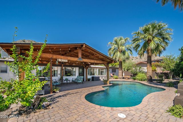 13227 N VICTOR HUGO Avenue, Phoenix, AZ 85032