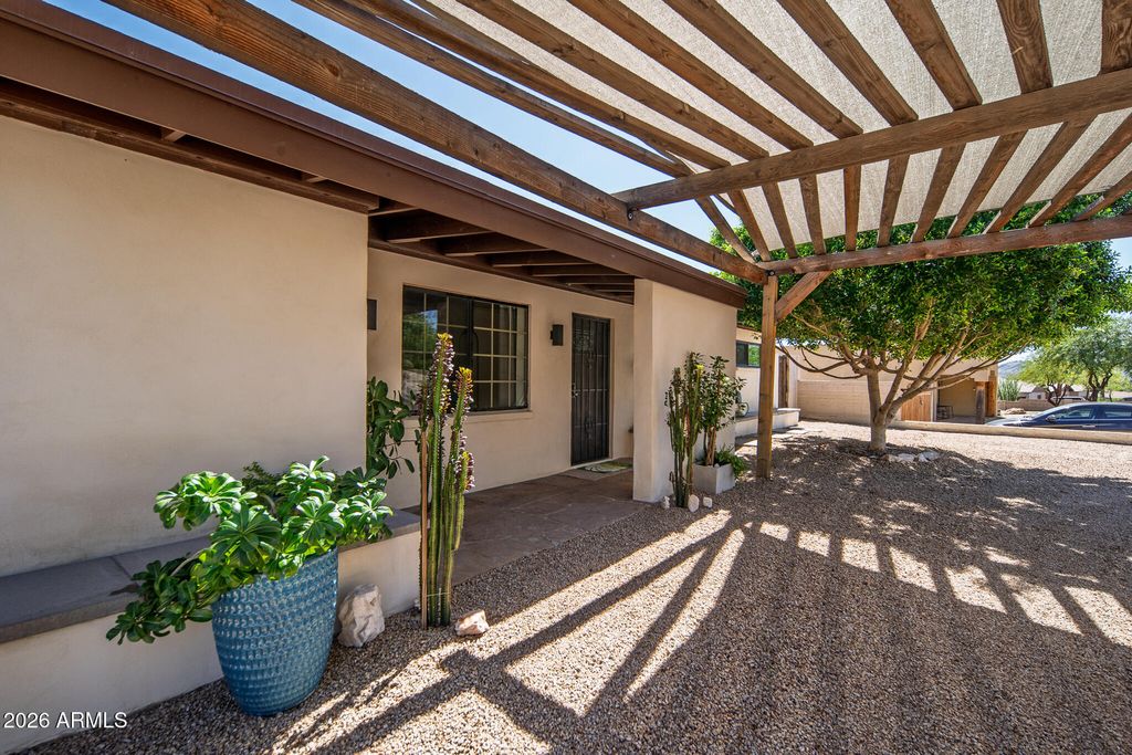 13227 N VICTOR HUGO Avenue, Phoenix, AZ 85032