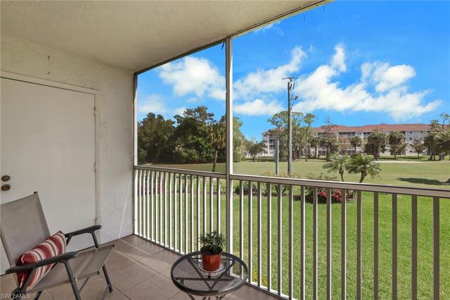 1057 Forest Lakes DR 1208, Naples, FL 34105