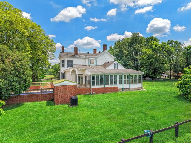 1253 Millersburg Road, Paris, KY 40361