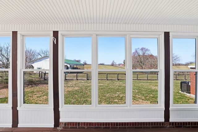 1253 Millersburg Road, Paris, KY 40361