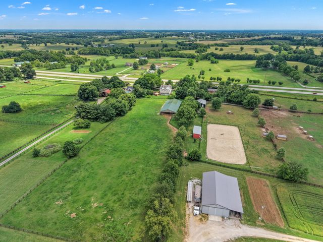 1253 Millersburg Road, Paris, KY 40361