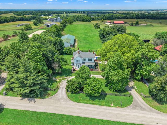 1253 Millersburg Road, Paris, KY 40361