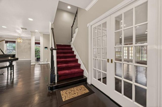 4616 Spruce Street, Bellaire, TX 77401