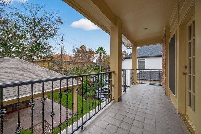 4616 Spruce Street, Bellaire, TX 77401