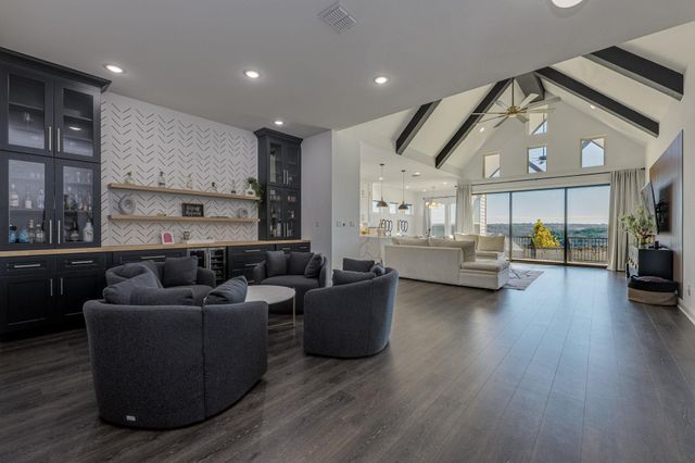 124 Serenity Hills DR, Georgetown, TX 78628