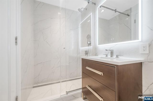 648 Falmouth Avenue, Paramus, NJ 07652