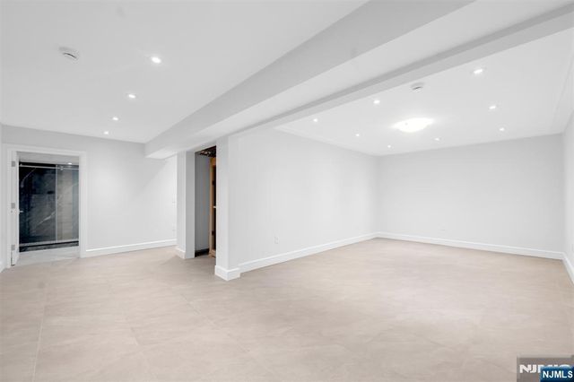 648 Falmouth Avenue, Paramus, NJ 07652