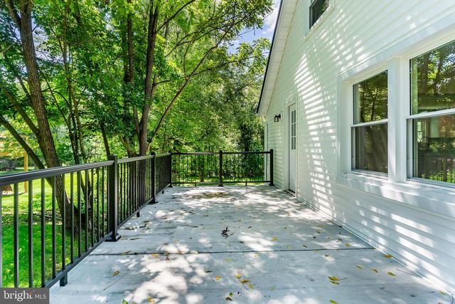 7233 UNION DEPOSIT RD, Hummelstown, PA 17036