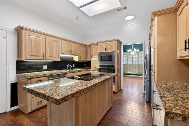 1108 Lonnie Drive, Athens, TX 75751