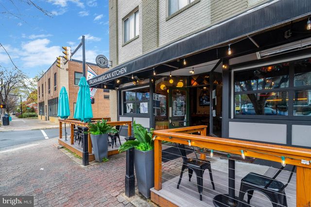 32 ANCELL ST, Alexandria, VA 22305