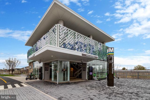 32 ANCELL ST, Alexandria, VA 22305