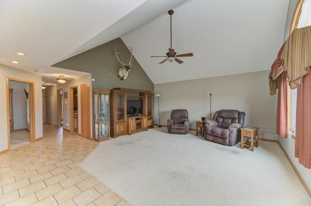 1658 Kirsten Lee Drive 1658, Wilmington, IL 60481 — photo 3