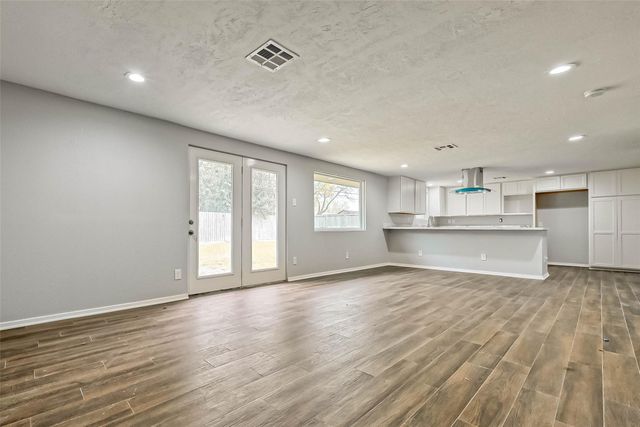 4418 Knotty Oaks Trail, Houston, TX 77045