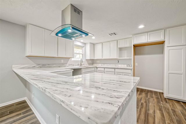 4418 Knotty Oaks Trail, Houston, TX 77045