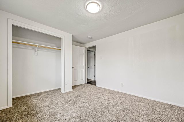 4418 Knotty Oaks Trail, Houston, TX 77045