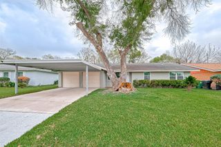 4418 Knotty Oaks Trail, Houston, TX 77045