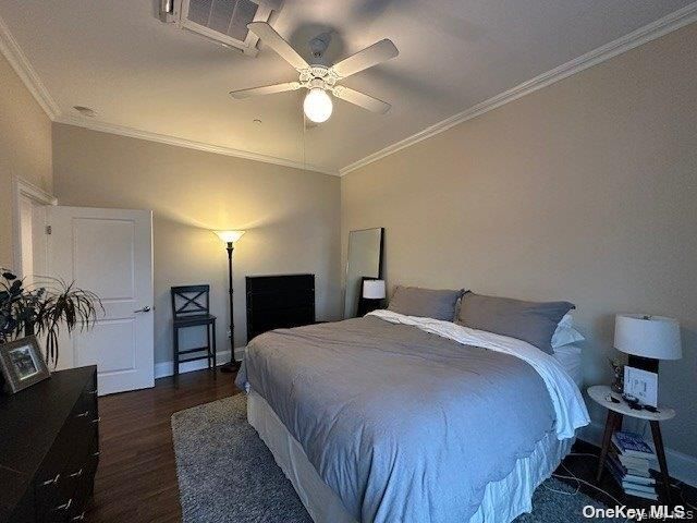 50-3K Stewart Avenue 3K, Huntington, NY 11743