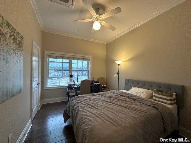 50-3K Stewart Avenue 3K, Huntington, NY 11743