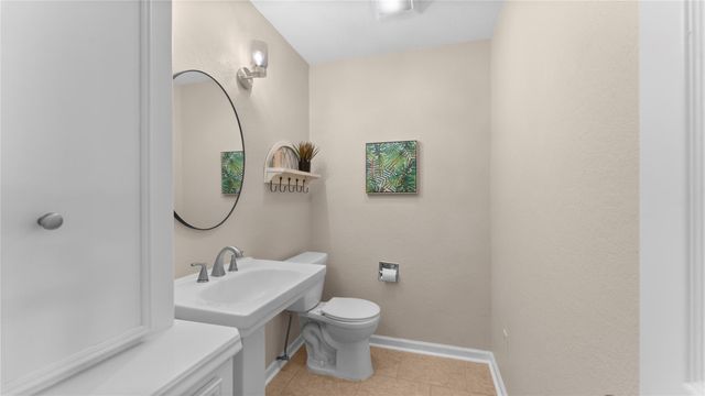 1617 Green Briar Drive, Huntsville, TX 77340