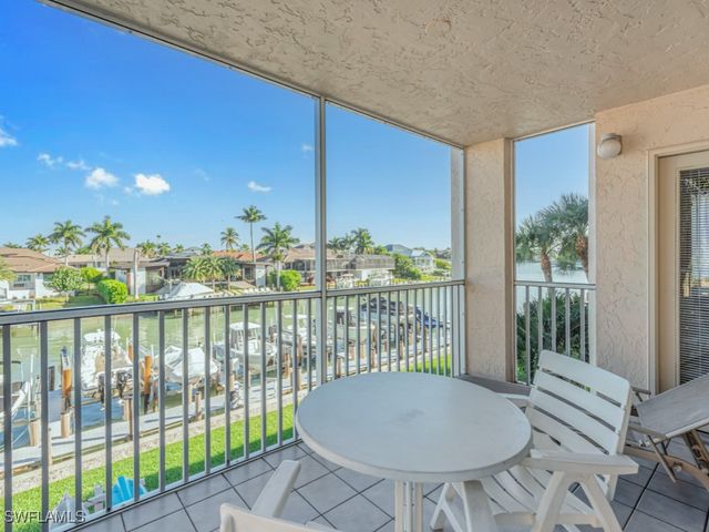 893 Collier CT 3-301, Marco Island, FL 34145