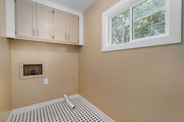 205 Kings Drive, Willard, MO 65781