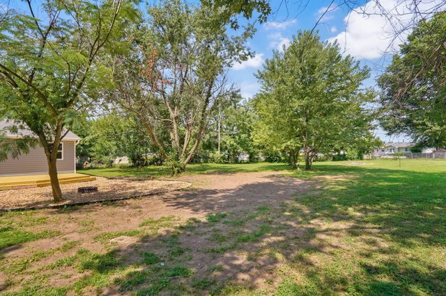 205 Kings Drive, Willard, MO 65781