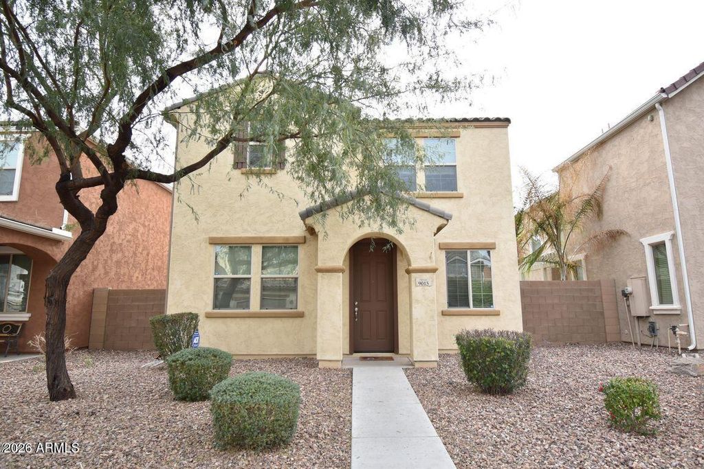 9015 W State Avenue, Glendale, AZ 85305