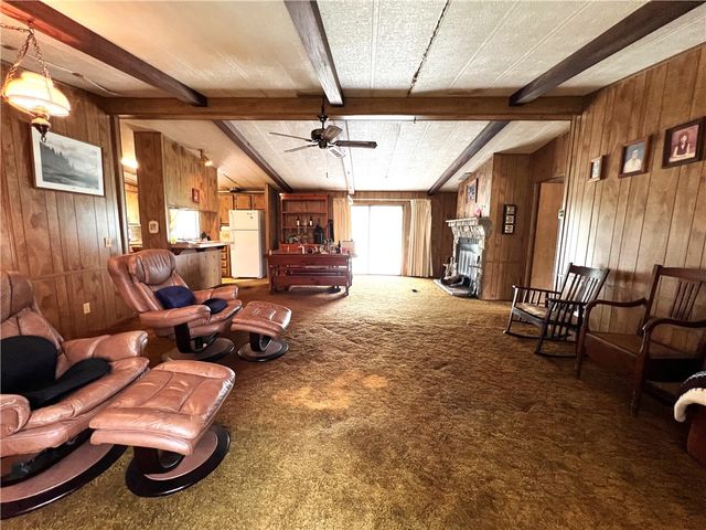 107 Lago Dr, Sandia, TX 78383