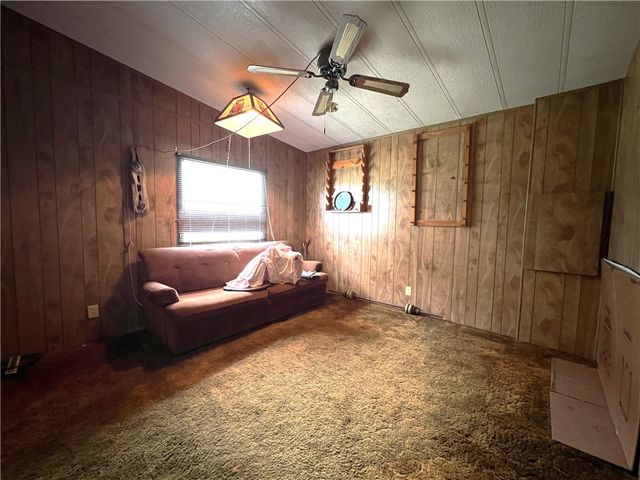 107 Lago Dr, Sandia, TX 78383