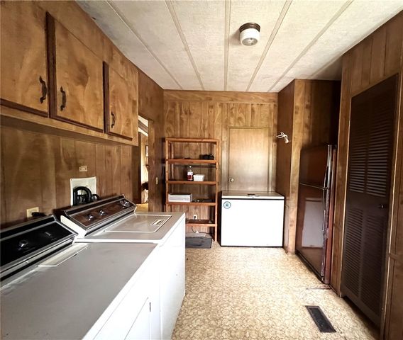 107 Lago Dr, Sandia, TX 78383