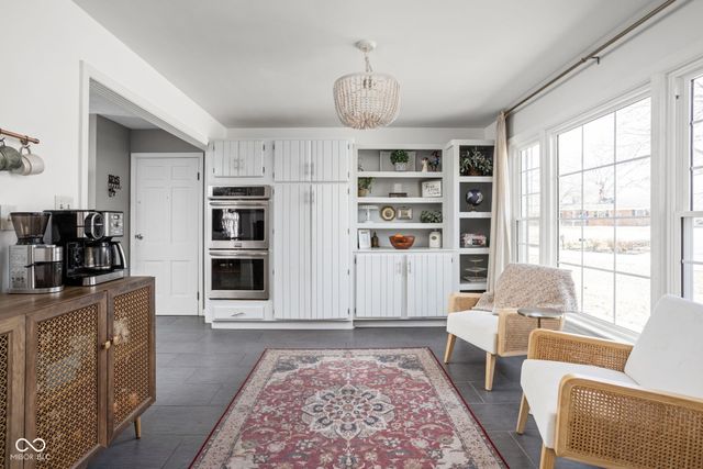 7225 Westminster Drive, Indianapolis, IN 46256