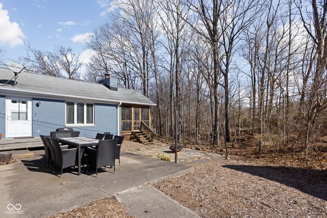 7225 Westminster Drive, Indianapolis, IN 46256