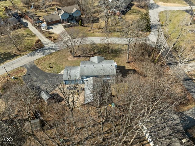 7225 Westminster Drive, Indianapolis, IN 46256