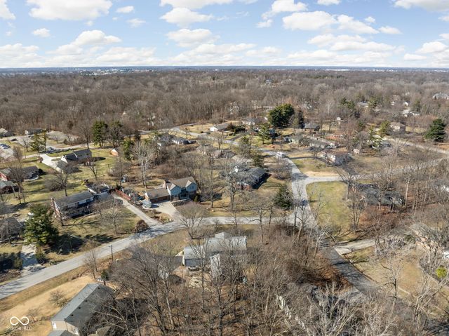 7225 Westminster Drive, Indianapolis, IN 46256